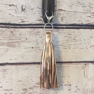 🌻5/$25🌻 iPhone Charger Tassel Keychain